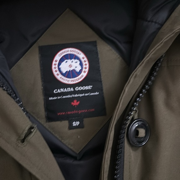 Canada Goose Parka Green - Picture 3 of 8
